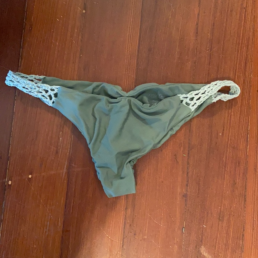 Posh Pua Crochet Bottom